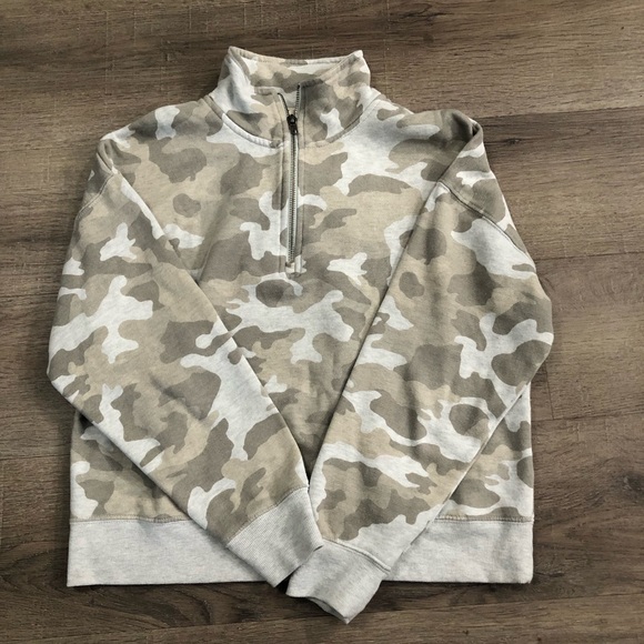 Hippie Rose Tops - Hippie Rose half zip